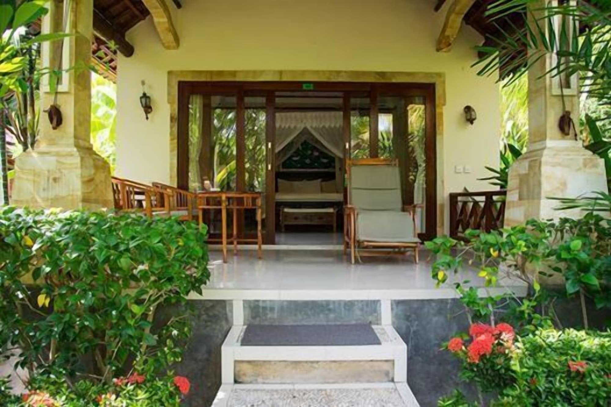 Arya Amed Beach Resort And Dive Center Esterno foto